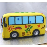 Wheels on the Bus Cake